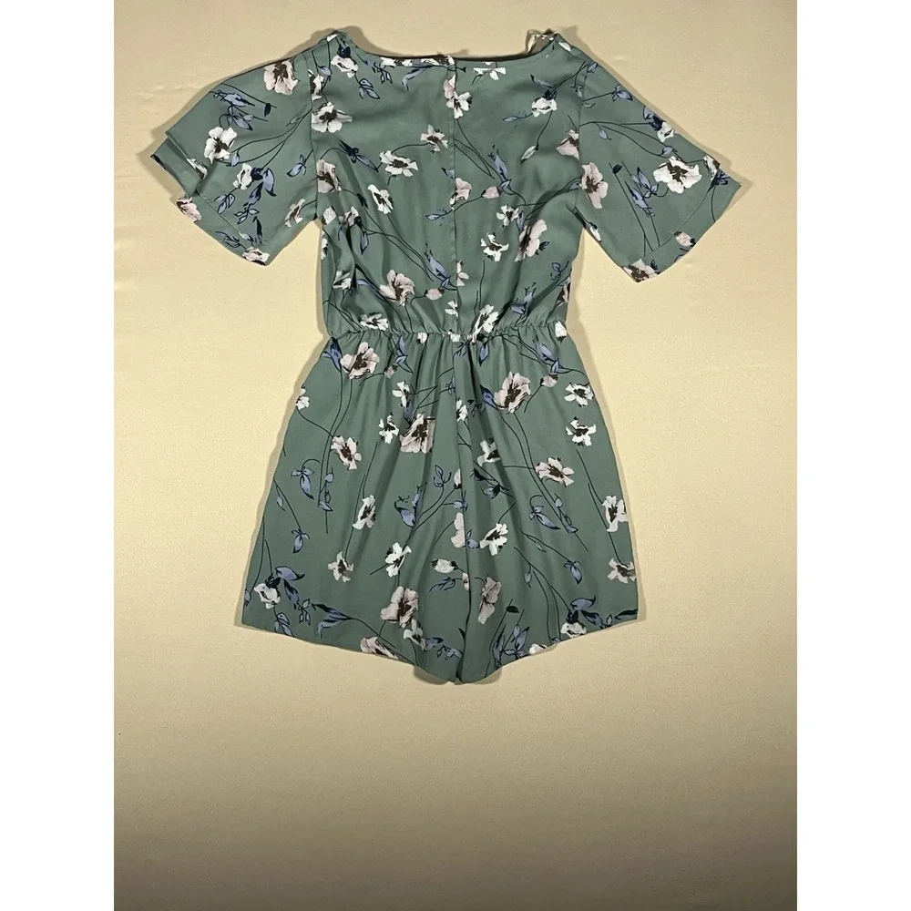 Sienna Sky Sage Green Flower Women's Mid Length Skirt Size S